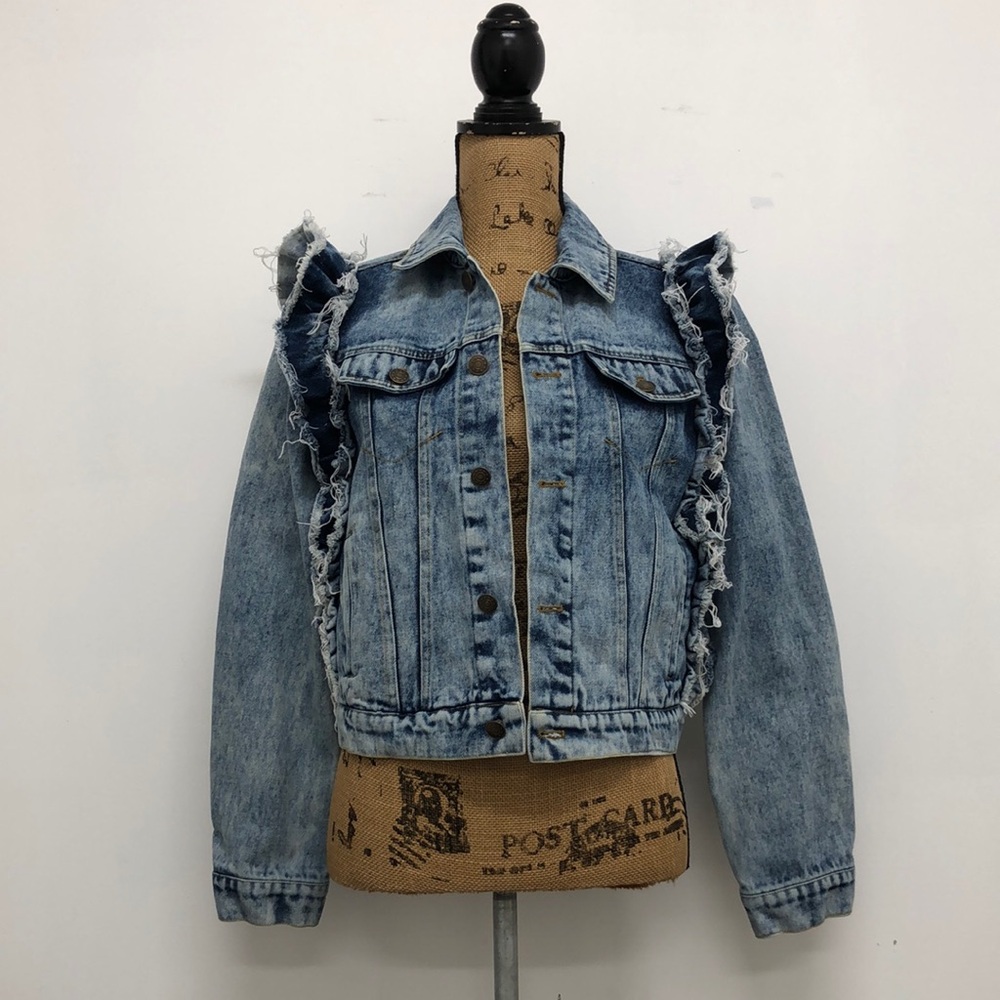 Elan Ruffle Shoulder Sleeve Jean Jacket Size Small